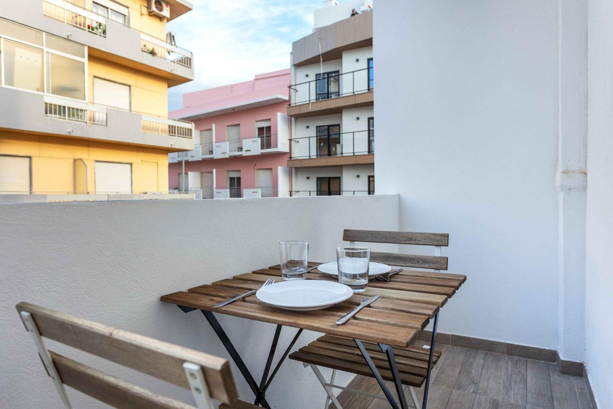 Blife Farensya Private Rooms Faro Luaran gambar